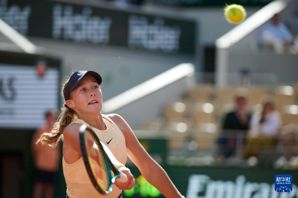 他们经常进 他们经常进